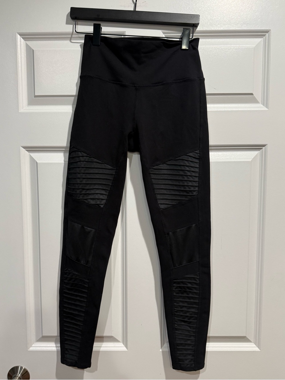 Alo High Waisted Yoga Moto Leggings Size Large